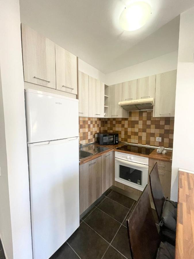 White Sensation Apartment Адехе Екстериор снимка