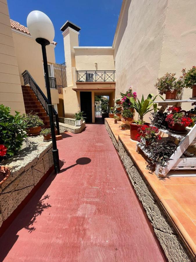 White Sensation Apartment Адехе Екстериор снимка