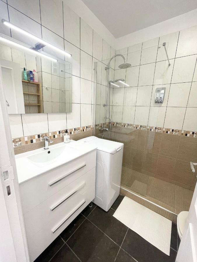 White Sensation Apartment Адехе Екстериор снимка
